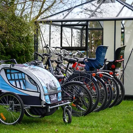 Osrodek Wczasowy Coral Nad Morzem ホームステイ *