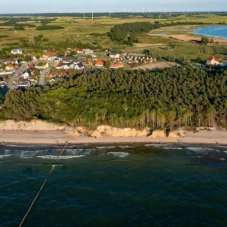 Osrodek Wczasowy Coral Nad Morzem * Wicie (West Pomeranian)