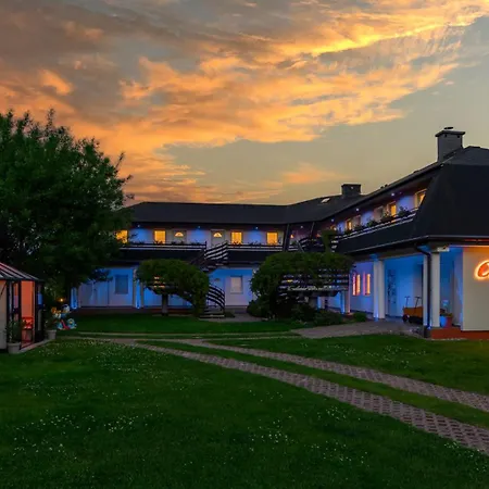 Osrodek Wczasowy Coral Nad Morzem Homestay szállás Wicie